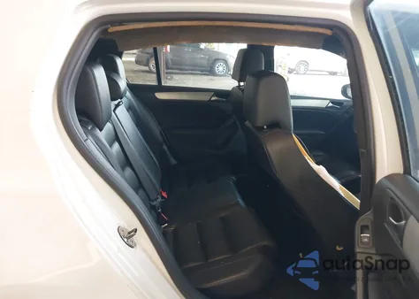 2012 Volkswagen Gti 4-Door Autobahn z USA, uszkodzony, nr VIN WVWHD7AJ7CW086898